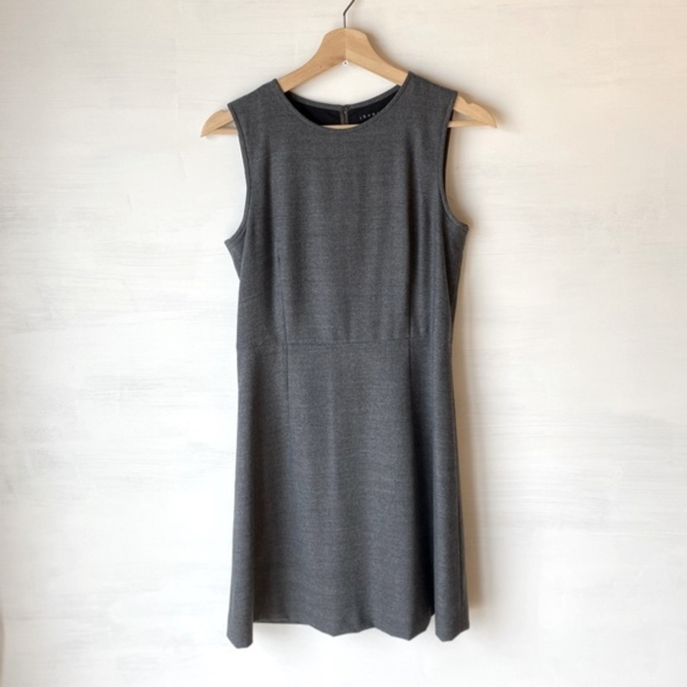 Theory Arila Herringbone Sheath Dress Size: 6